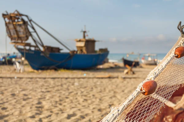Una Vista Una Red Pesca Frente Del Barco Playa Hermoso — Foto de Stock