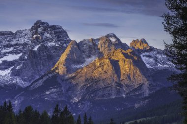 Restoranda lezzetli biftek