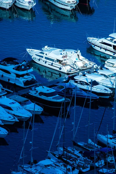 A group of boats and yacht in the harbor — Stock Photo, Image
