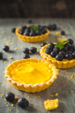 Küçük yaban mersini tart