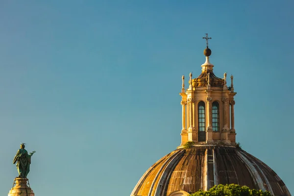 Chiesa del Santissimo Nome di Maria al Foro Traiano, Roma, Italia — Foto de Stock
