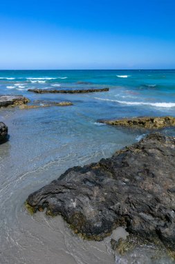 Denizde kayalar, Otranto, Puglia, İtalya