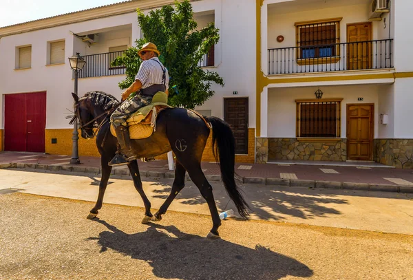 Fuente Piedra España Hombre Que Viaja Por Pueblo Andaluz — Foto de Stock