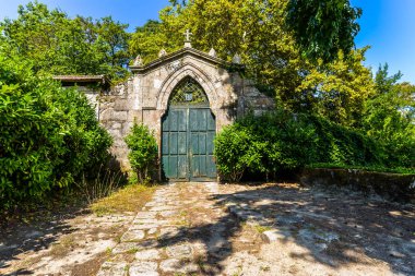 Eski bir kapı bulunan Galiçya - İspanya