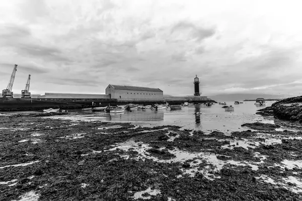 Strand Och Fyr Utanför Bouzas Vigo Galicien Spanien — Stockfoto