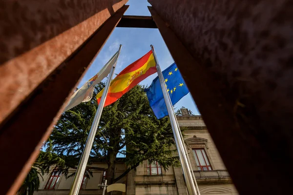 Santiago de Compostela / - İspanya - 11/17/18 - Galicia Santiago ünlü camino sonundaki Caddesi de Santiago