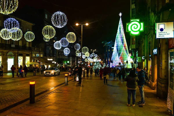 Noel ışık ve insanlar Vigo - Galiçya - İspanya