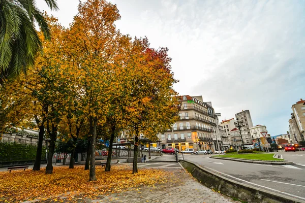 Vigo Tren istasyonunun yanında renkli bir kare