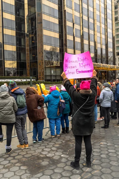 2019 Mart New York Abd Katılımcılar Kadın Işaret — Stok fotoğraf