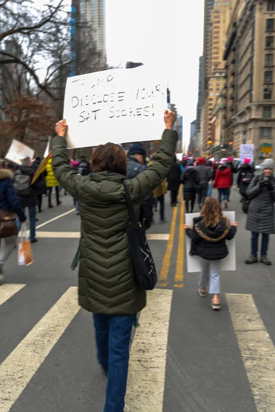 New York Usa Teilnehmer Und Zeichen Des Frauenmarsches 2019 — Stockfoto