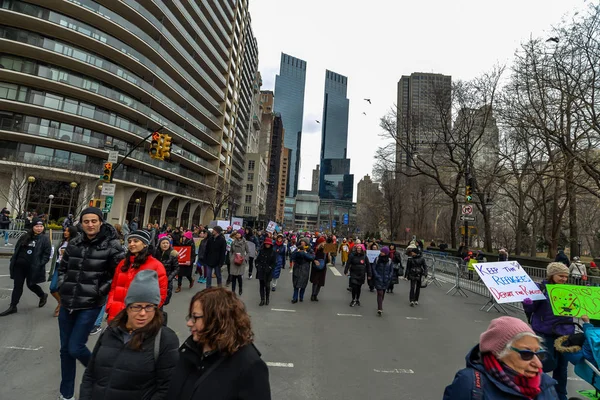 2019 Mart New York Abd Katılımcılar Kadın Işaret — Stok fotoğraf