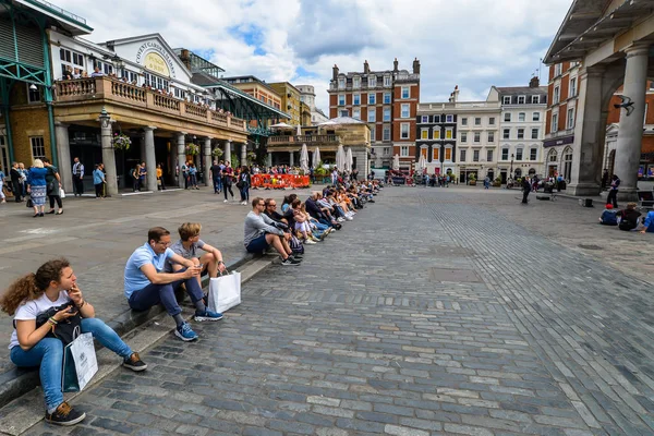 Covent Gardens - Londýn, Velká Británie — Stock fotografie