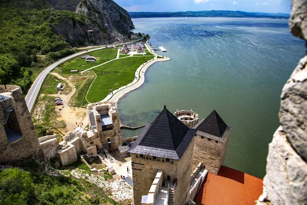 Kale Golubac Sırbistan Manzara Golubac Taki Yaşlı Fort Avrupa Sırbistan — Stok fotoğraf