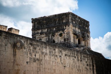 Maya Piramidi Chichen Itza Mexico. Peyzaj. El Castillo Tapınağı manzarası, Chichen Itza Mexico.