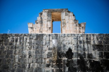 Maya Piramidi Chichen Itza Mexico. Peyzaj. El Castillo Tapınağı manzarası, Chichen Itza Mexico.