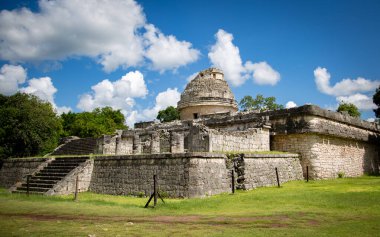 Maya Piramidi Chichen Itza Mexico. Peyzaj. El Castillo Tapınağı manzarası, Chichen Itza Mexico.