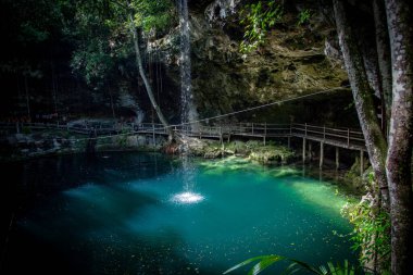 Meksiko 'da sayım. Peyzaj. Meksika 'daki güzel mezarlığın manzarası.