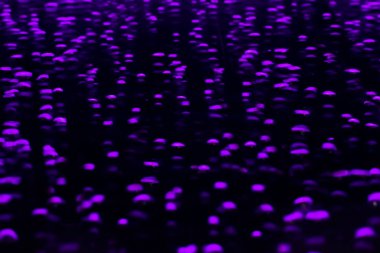 Renkli parlayan ışık, çizgiler, daireler ile arka plan. Renkli aydınlatma 