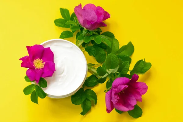 White Soft Cream Jar Bright Yellow Background Dog Roses Blooming — Stock Photo, Image