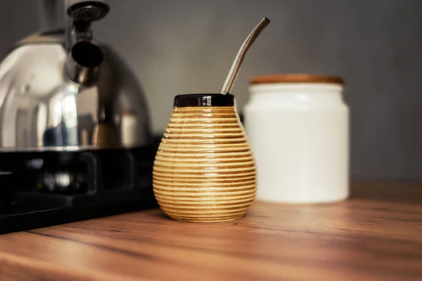 Tradicional Sudamericano Yerba Mate Taza Matero Con Servin Paja Metal —  Fotos de Stock