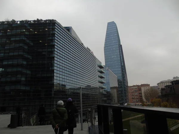 Genova kamu evlerde gelen bazı binaların güzel resim yazısı