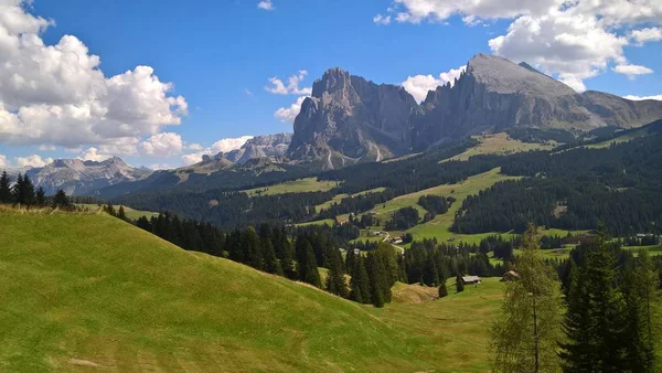 Una Splendida Didascalia Delle Montagne Del Trentino Con Una Splendida — Foto Stock