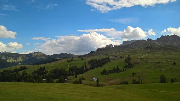 Úžasný Titulek Hor Tridentsku Krásným Výhledem Dolomity Brenta Letních Dnech — Stock fotografie