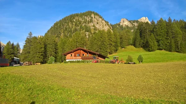Uma Legenda Incrível Das Montanhas Trentino Com Uma Excelente Vista — Fotografia de Stock