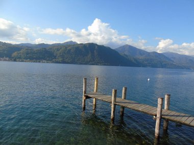 Piemonte içinde göl D'orta sonbahar gün ve eski bazı kırsal kesiminde yazısının şaşırtıcı yolculuk inanılmaz manzaralı