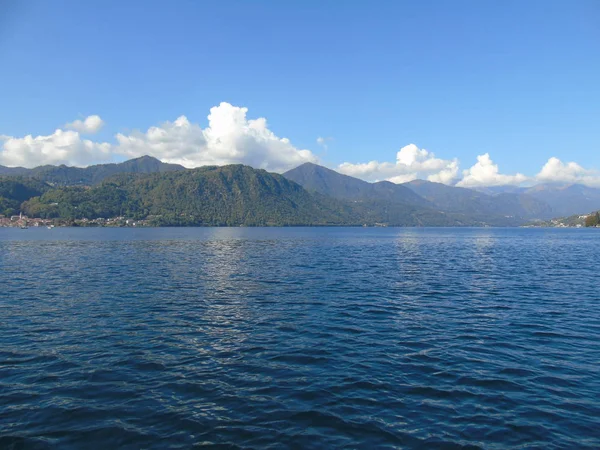 Increíble Viaje Piemonte Con Una Increíble Vista Lago Orta Los —  Fotos de Stock