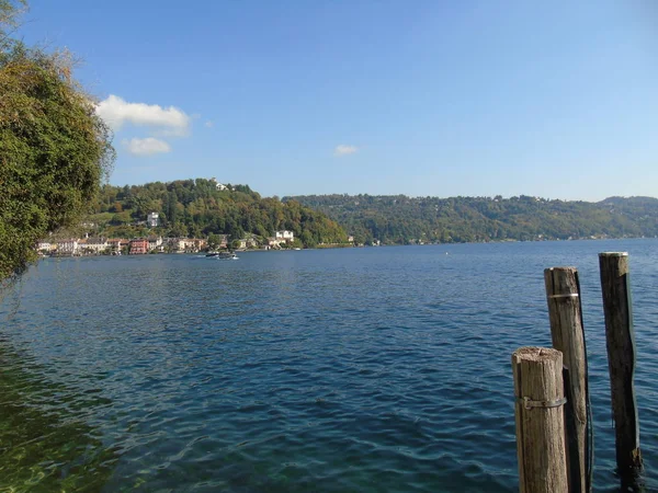 Úžasný Výlet Piemonte Úchvatným Výhledem Lago Orta Podzimních Dnů Titulek — Stock fotografie