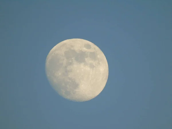 Uma Legenda Incrível Lua Cheia Sobre Cidade Gênova Dia Com — Fotografia de Stock