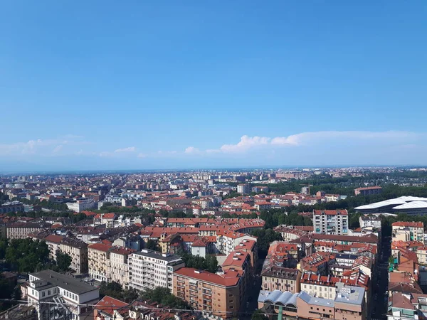 Torino Şehrinin Yaz Günlerinde Şehrin Yüksek Alçak Kesimlerinden Gelen Inanılmaz — Stok fotoğraf