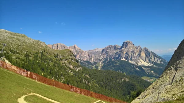 Trentino Dağlarda Brenta Dolomites Yaz Gün Için Büyük Bir Gösterim — Stok fotoğraf