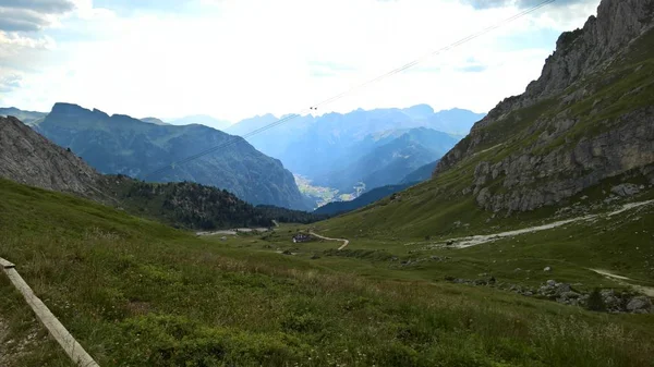 Úžasný Titulek Hor Tridentsku Krásným Výhledem Dolomity Brenta Letních Dnech — Stock fotografie