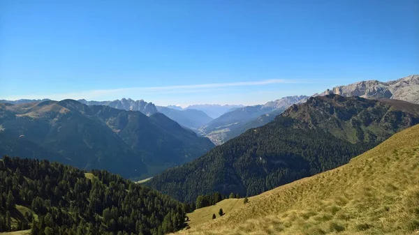 Eine Atemberaubende Bildunterschrift Der Berge Trentino Mit Einem Herrlichen Blick — Stockfoto