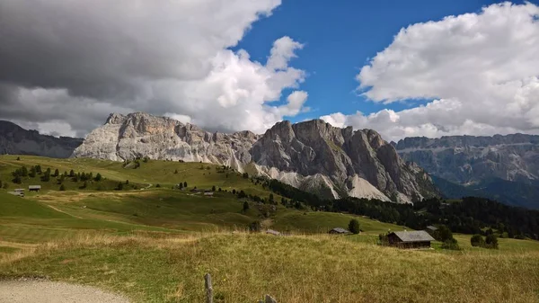 Subtítulo Increíble Las Montañas Trentino Con Unas Excelentes Vistas Las —  Fotos de Stock