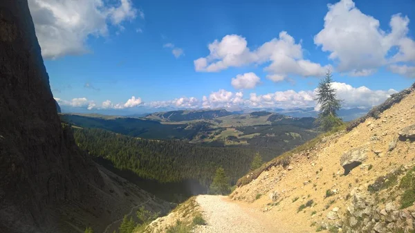 Podpis Niesamowite Góry Trentino Pięknymi Widokami Dolomity Brenta Letnie Dni — Zdjęcie stockowe