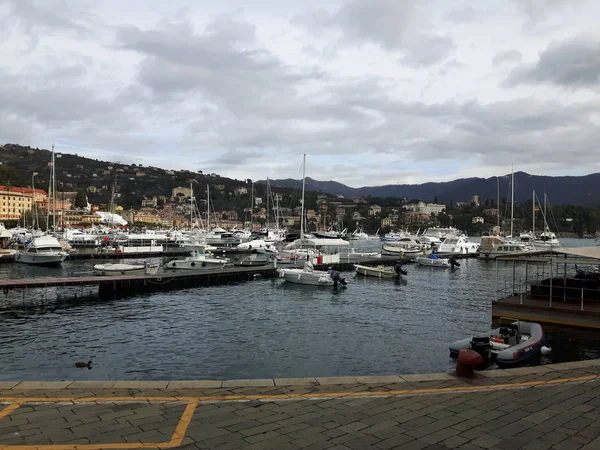 Wandelen Rond Kust Van Portofino Ligurië Met Een Grijze Lucht — Stockfoto