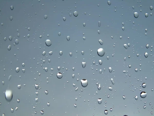 ジェノヴァ イタリア 2018 都市の夏の雨の後のウィンドウの上にいくつかの水滴の素晴らしい写真 — ストック写真