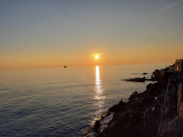 Eine Erstaunliche Bildunterschrift Von Kleinen Wellen Und Einem Wunderschönen Sonnenuntergang — Stockfoto