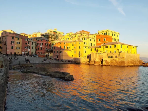 Genova Itálie 2019 Boccadasse Malá Mořská Čtvrť Janov Během Zlaté — Stock fotografie