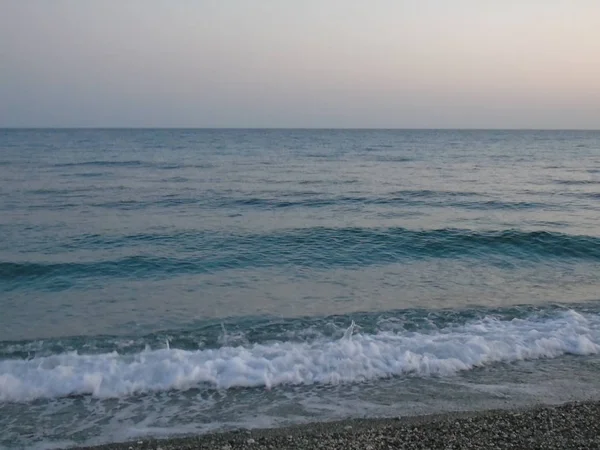 Генуя Італія 2019 Крупний План Великих Хвиль Порушують Узбережжя Лігурії — стокове фото