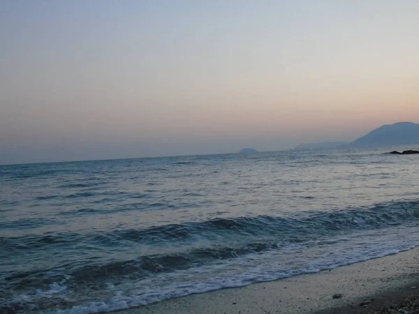 Genova Itália 2019 Close Grandes Ondas Quebrando Costa Ligúria Itália — Fotografia de Stock