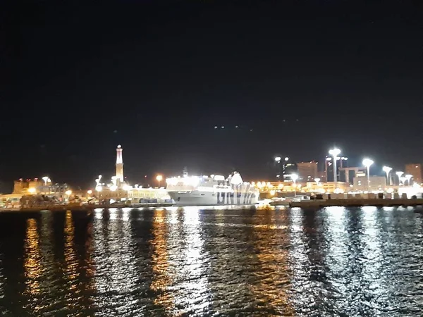 Genova Olaszország 2019 Egy Csodálatos Felirat Tenger Partján Genovában Éjjel — Stock Fotó