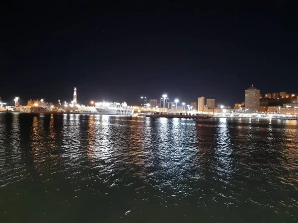 Генуя Італія 2019 Дивовижний Заголовок Морського Берега Генуї Вночі Навесні — стокове фото