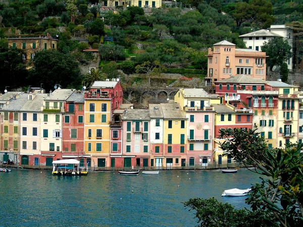 Portofino Itálie Květen 2019 Krásný Portofino Pestrobarevné Domy Vily Luxusní — Stock fotografie