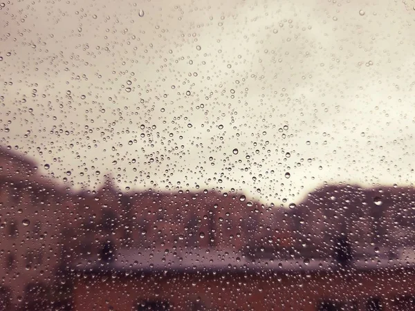 Fantastisk Fotografi Några Vattendroppar Över Fönstret Efter Sommarregn Staden — Stockfoto