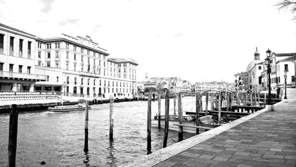 Venedig Italien 2019 Neblig Neblig Venedig Kanal Historische Alte Häuser — Stockfoto