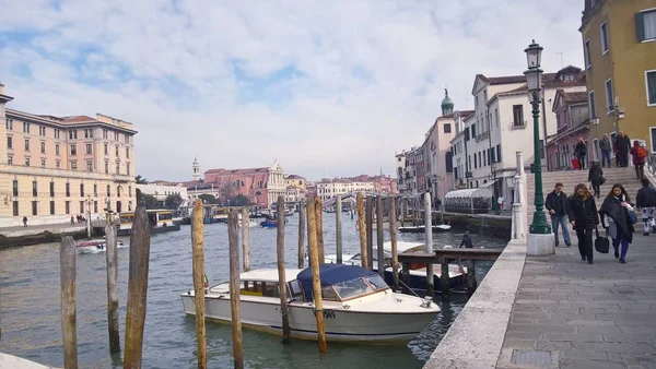 Wenecja Włochy 2019 Foggy Mglisty Wenecja Kanał Kanał Historyczne Stare — Zdjęcie stockowe